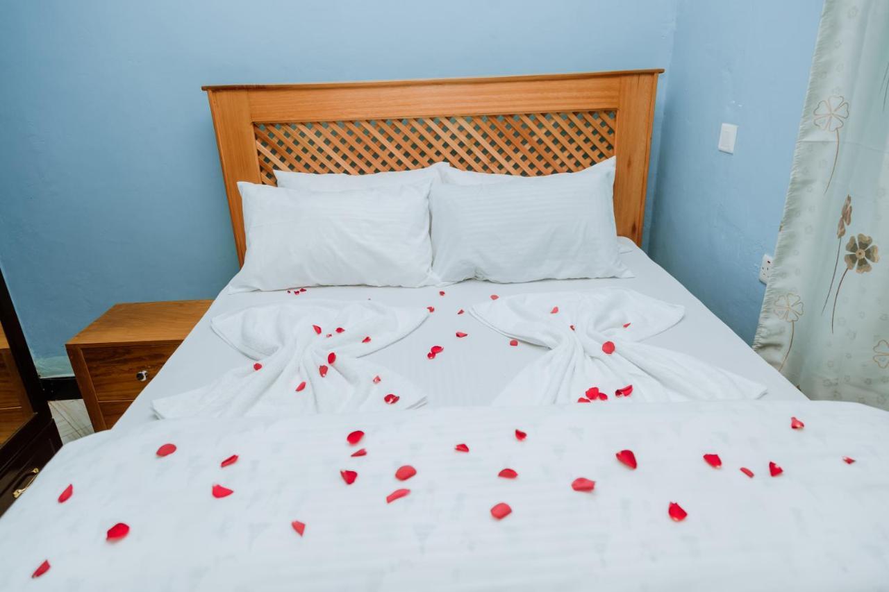 Kisanga Homestay Моші Екстер'єр фото