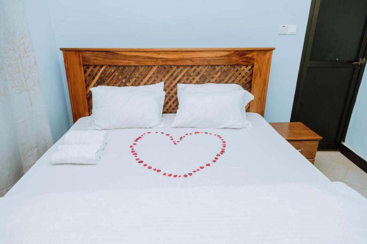 Kisanga Homestay Моші Екстер'єр фото