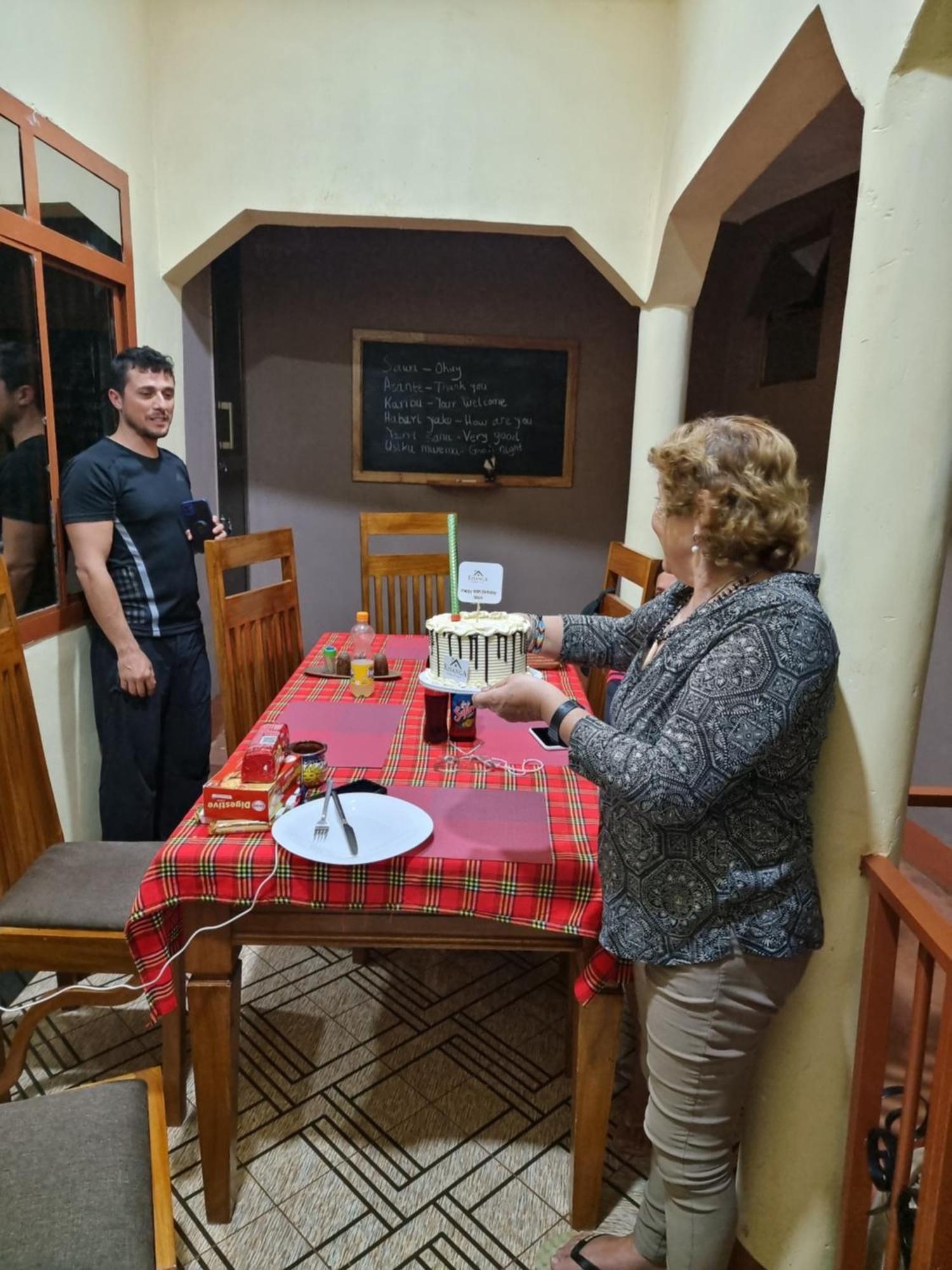 Kisanga Homestay Моші Екстер'єр фото